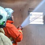 Diduga Akibat Korsleting Listrik Sebuah Rumah di Bondowoso Hangus Terbakar