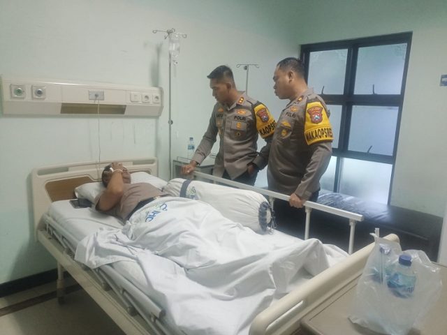 Massa Perguruan Silat di Jember Tutup Jalan Raya, Seorang Polisi Luka Parah Jadi Korban Pengeroyokan