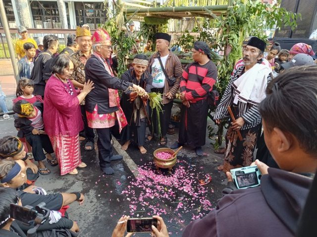 Ruwatan 1 Suro di Jember, Diikuti Belasan Etnis dan Doa Lintas Agama