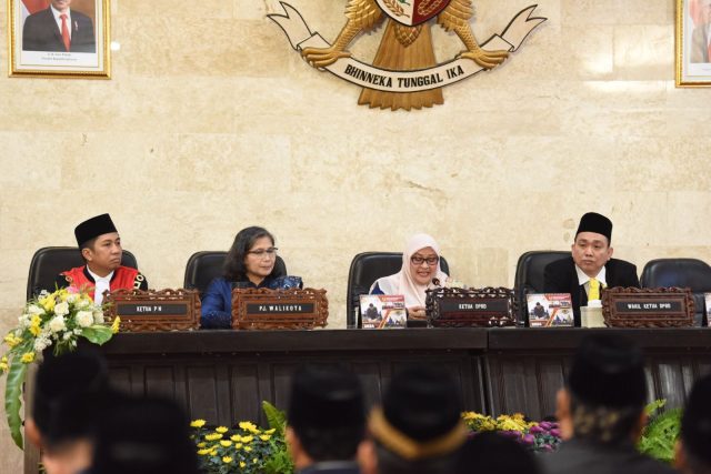 Pj Wali Kota Kediri Sampaikan Arahan Mendagri Saat Pengambilan Sumpah Jabatan DPRD Masa Jabatan 2024-2029