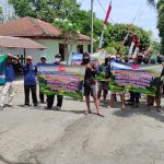 Tolak Perpanjangan Ijin Penambangan PT EPAS, Warga Demo Kantor PTPN Ngrangkah Pawon