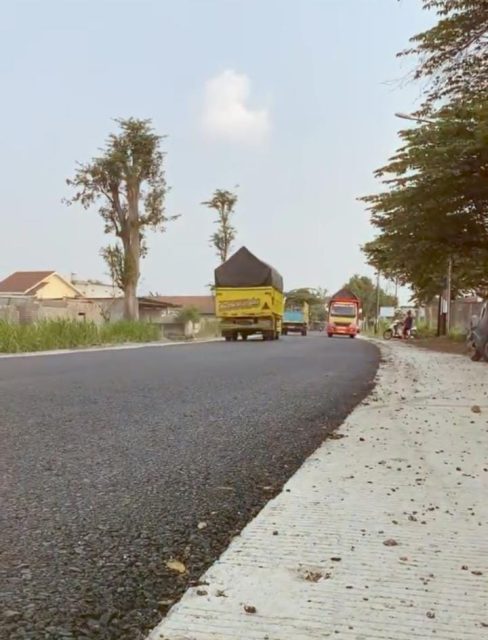 Dinas PUPR Jombang Intensifkan Upaya Pelebaran Jalan Wilayah Strategis di Kota Santri.