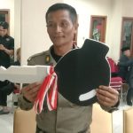 Berani Panjat Tiang Bendera saat Upacara HUT RI ke 79 Diberi Motor Bupati Yuhronur