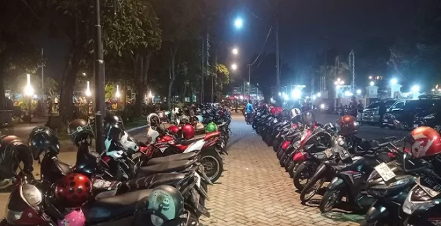 DPRD Jombang Minta Pemkab Lebih Serius Tangani Permasalahan Parkir Alun-alun