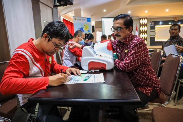 Deteksi Dini PTM dan Antisipasi Penyalahgunaan Narkoba, Pemkot Kediri Gelar Layanan Pemeriksaan untuk Pegawai