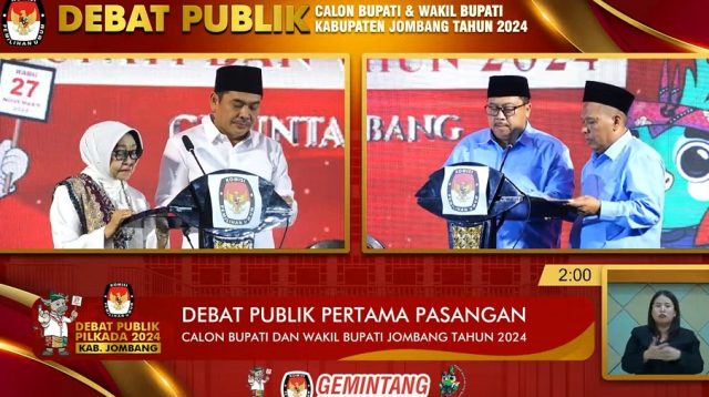 Sebagai Pendidikan Politik, KPU Jombang Gelar Debat Perdana antar Calon