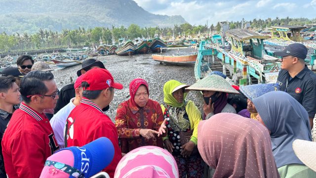 Sapa Nelayan hingga Pelaku UMKM di Jember, Risma Tawarkan Solusi Jalur Transportasi Cepat Terowongan