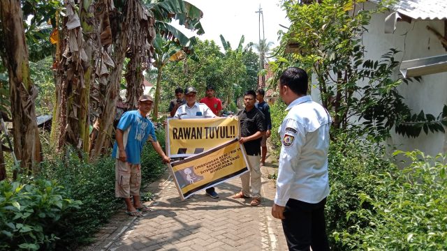 Banner Waspada Tuyul di Jember Diturunkan, Camat: untuk Jaga Situasi Kondusif Saat Pilkada