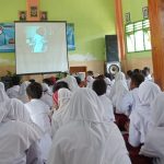 SDN Kebontemu Peterongan Jombang Gelar Nobar Film G30S/PKI