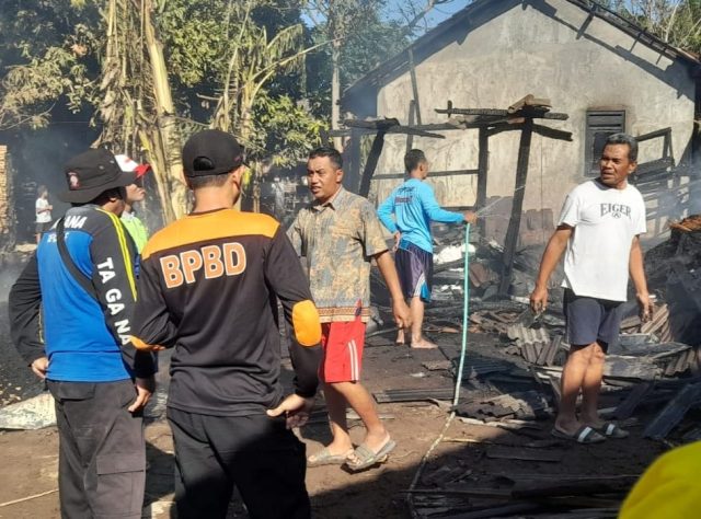 2 Rumah dan 1 Mobil Terbakar di Situbondo, Kerugian Materi Rp 150 juta 