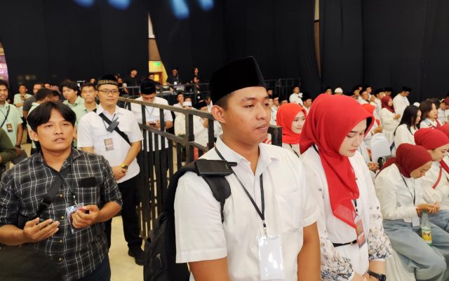 Debat Pilkada 2024 Perdana di Jember, KPU Pasang Pagar Besi Setinggi 160 CM