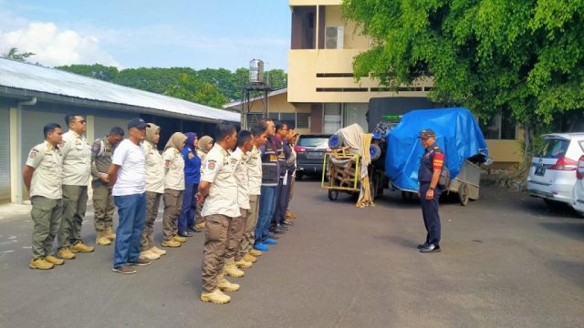 Satpol PP Bondowoso Sosialisasi Masyarakat Pentingnya Mengenal Ciri-ciri Rokok Ilegal