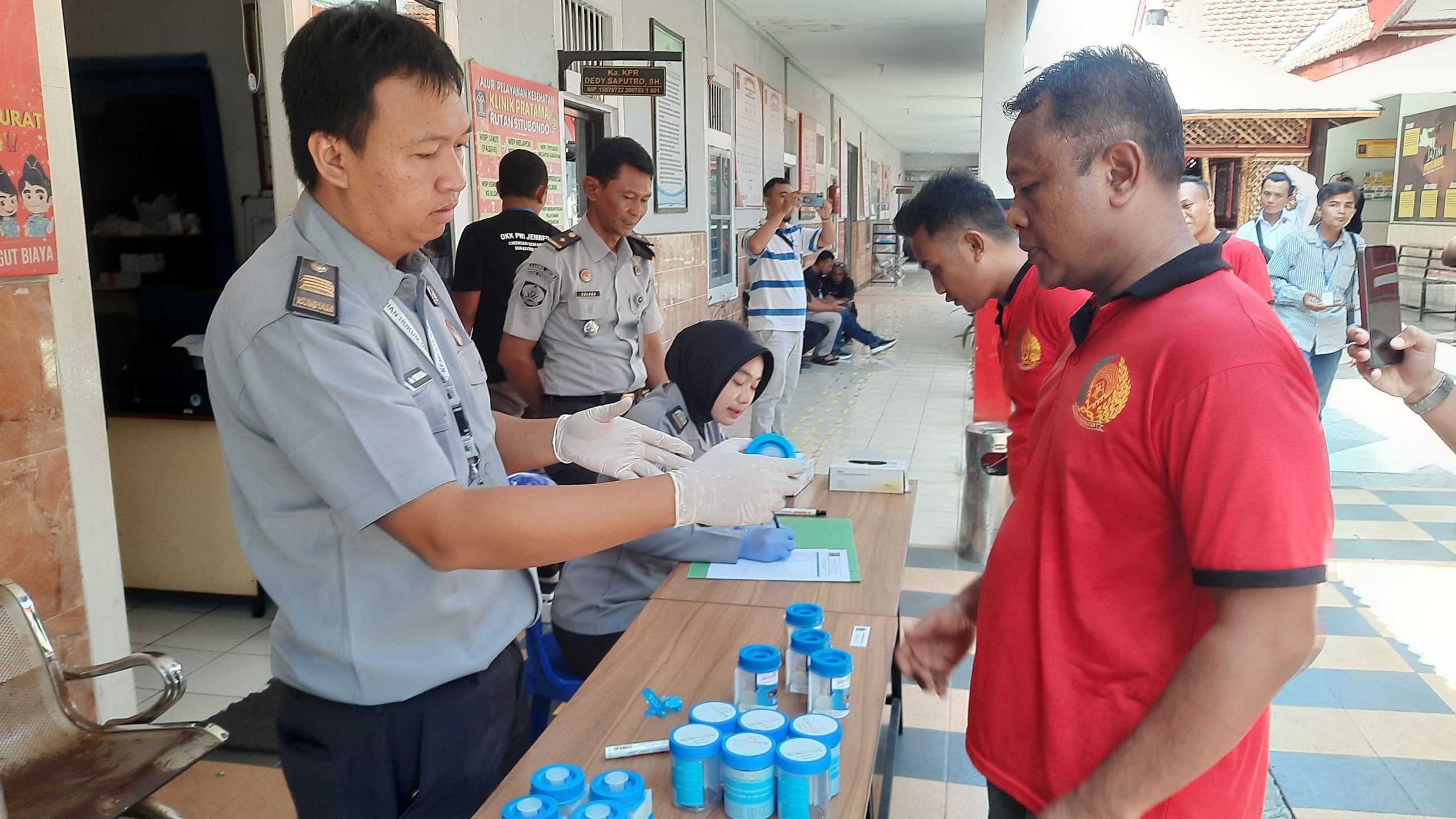 Cegah Narkoba, Rudi Kristiawan Gelar Tes Urine di Rutan Situbondo