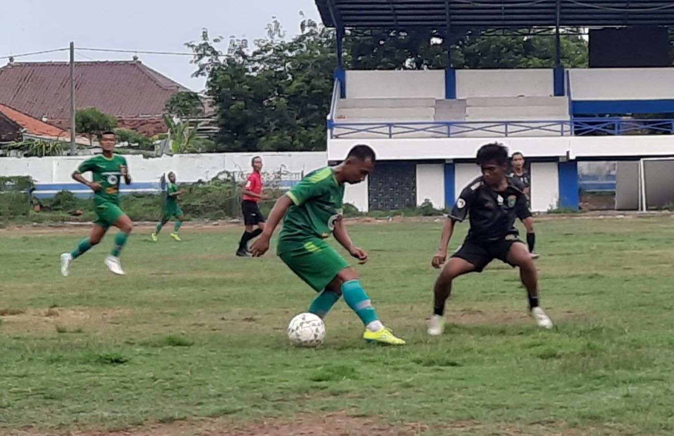 Laga Uji Coba PSSS Vs Jember Al Star Berakhir Imbang 0-0