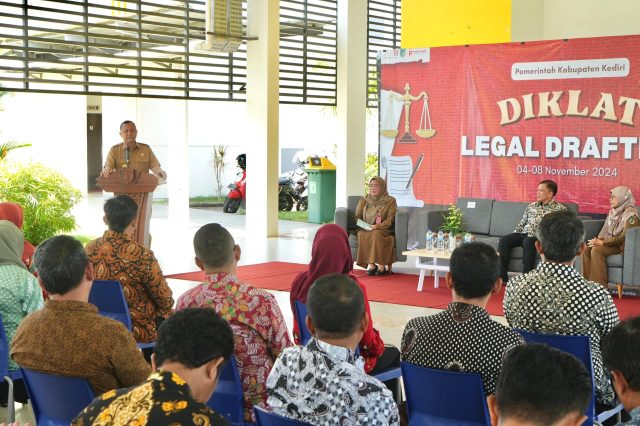 Perkuat Perda-Perkada, Pemkab Kediri Tingkatkan Kompetensi ASN Melalui Diklat Legal Drafting