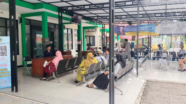 Penyandang Disabilitas di Bondowoso, Kini Tak Perlu Datang ke Kantor Pelayanan untuk Perekaman e-KTP