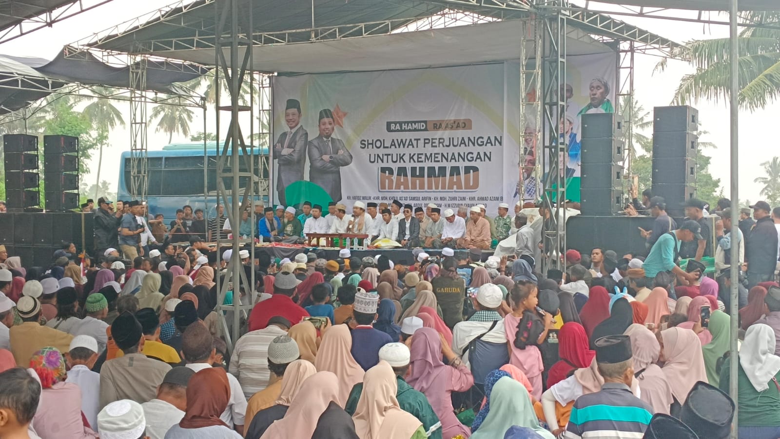 Hadiri Kampanye Akbar RAHMAD, KHR. Kholil As’ad Syamsul Arifin Imbau Masyarakat Tak Golput