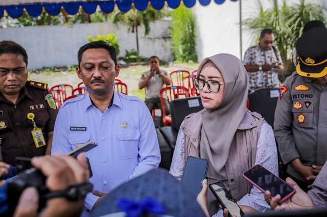 Pjs Bupati Jember Secara Resmi Lepaskan Distribusi Logistik ke Setiap Kecamatan