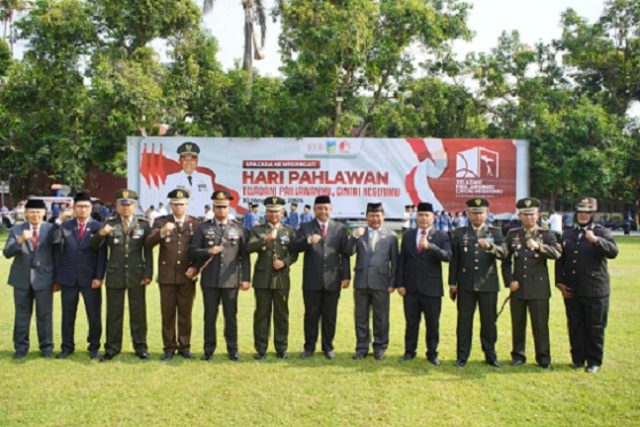 Ziarah dan Tabur Bunga, Pemkab Kediri Ajak Warga Teladani Sikap Kepahlawanan