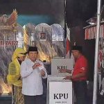 Hendy-Gus Firjaun Jember, Coblos di TPS Lingkungan Rumahnya