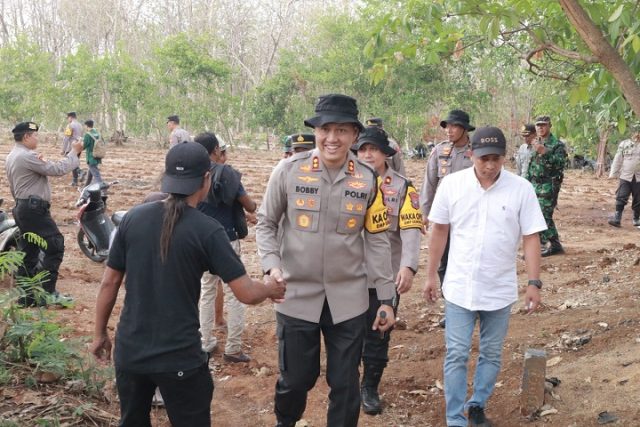 Dukung Program Asta Cita, Kapolres Lamongan Cek Lahan Tidur di Desa Wanar