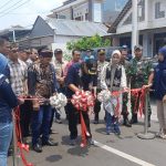 Pj Bupati Bondowoso Resmikan Jalan Penghubung Dua Desa Antar Kecamatan