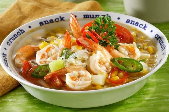 Sop Udang Jamur Merang Lauk Hangat Saat Flu, Ini Resep dan Cara Membuatnya