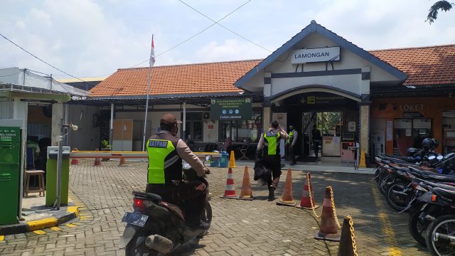 Volume Penumpang di Stasiun Babat dan Lamongan Meningkat Jelang Tahun Baru 2025