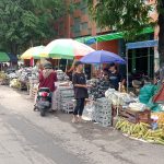 Keberkahan Pedagang Jagung dan Arang di Lamongan, Sambut Awal Tahun 2025