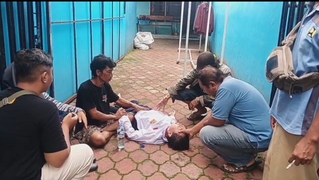 Saat Upacara Sekolah, Puluhan Siswa SMPN 4 Jember Kesurupan