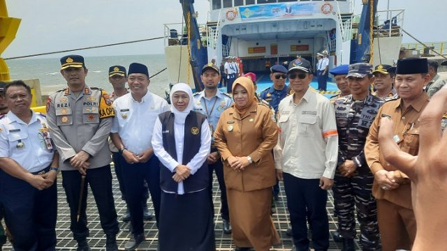 Gubernur Jatim dan Bupati Situbondo, Pantau Mudik Gratis Lebaran di Pelabuhan Jangkar 