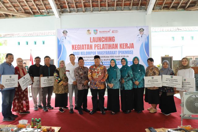 Dalam Rangka 100 Hari Kerja Bupati,Pemkab Jombang Launching Pelatihan Kerja Untuk Masyarakat