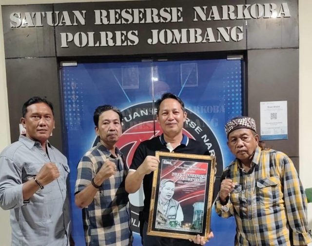 Perkuat Kolaborasi Pemberantasan Narkoba, LSM FRMJ Apresiasi Kasat Resnarkoba Jombang yang Akan Pindah Tugas di Gresik