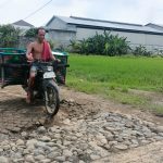 Jalan Rusak dan Sawah Terendam, Warga Mlaras Jombang Desak Pemerintah Bertindak