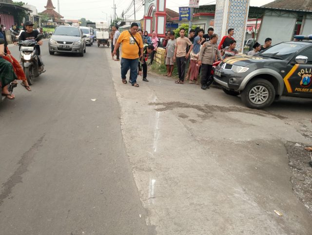 Tiga Kendaran Bermotor di Jombang Alami Kecelakaan Maut,Dua Korban Tewas