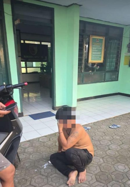 Aksi Heroik! Santri Tangkap Pencuri HP di Jombang