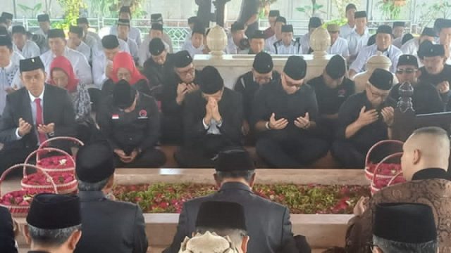 Bentuk Penghormatan Terhadap Proklamator, Staf Ahli Menag Ziarah ke Makam Bung Karno