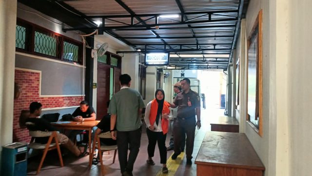 Tragis, Ibu Muda Bunuh Bayinya di Kos Jombang, Jaksa Tuntut 12 Tahun Penjara