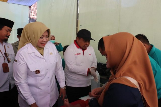 Khitanan Massal Gratis di Rumah Wakil Bupati Situbondo, Diikuti Ratusan Anak