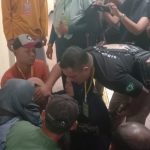 Tangis Histeris Pecah di Sidang Perdana Kasus Pembunuhan Siswi SMA di Jombang