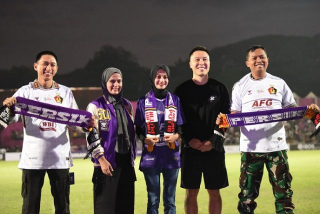 Mbak Wali Dukung Langsung ke Stadion Brawijaya, Persik Kediri Unggul
