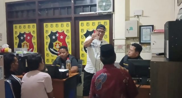 Polisi Gerebek Pesta Miras di Angkringan Pasar Legi Jombang, Empat Orang Diamankan