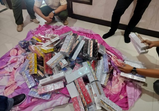 Satpol PP dan Bea Cukai Gerebek Dua Desa di Jombang, 25 Ribu Batang Rokok Ilegal Disita