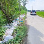 DLH Jombang Kewalahan, Sampah Liar Kembali Menumpuk di Jalan Raya Tengaran