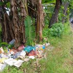 Sampah Menumpuk di Jalan Raya Bulurejo Jombang, Warga dan Pengguna Jalan Resah
